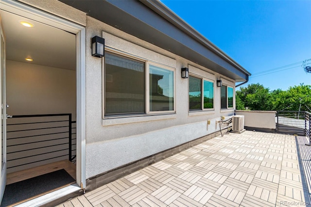 3586 S Ogden St, Englewood, CO 80113 - view of patio / terrace