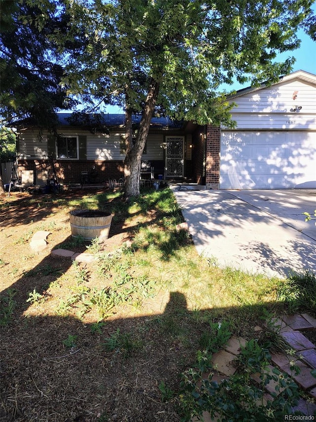 1652 S Evanston St, Aurora, CO 80012 - photo 1