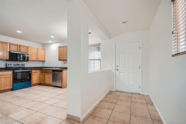897 Mockingbird Ln, Brighton, CO 80601 - photo 4