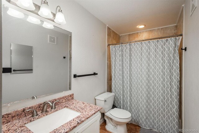 12281 E Tennessee Dr Unit 303, Aurora, CO 80012 - full bathroom with vanity and a shower with shower curtain