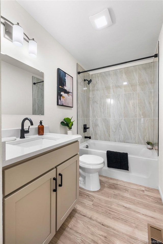 5160 Blackhawk Way, Denver, CO 80239 - photo 16