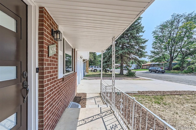 view of patio / terrace with covered porch