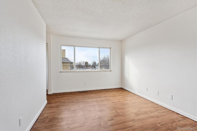 906 S Peoria St, Aurora, CO 80012 - photo 16