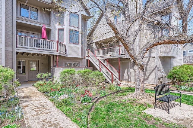 275 Pearl St Unit 11, Boulder, CO 80302 - surrounding community with stairway