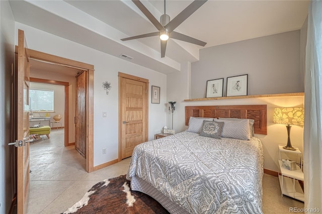 bedroom with ceiling fan