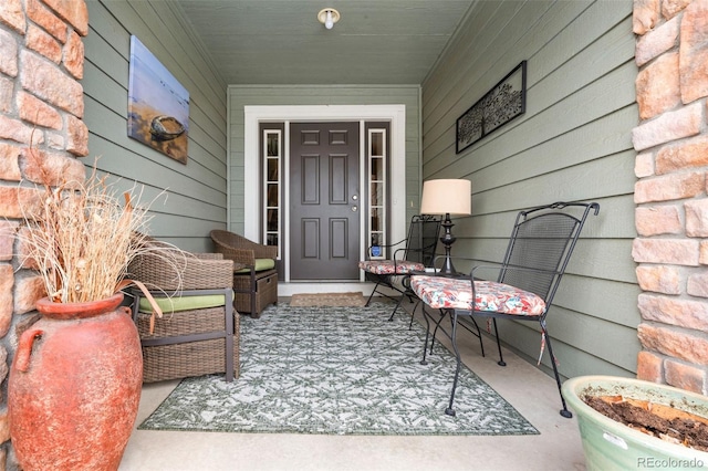 entrance to property with covered porch