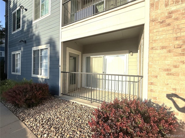 4451 S Ammons St Unit 108, Littleton, CO 80123 - entrance to property with a balcony