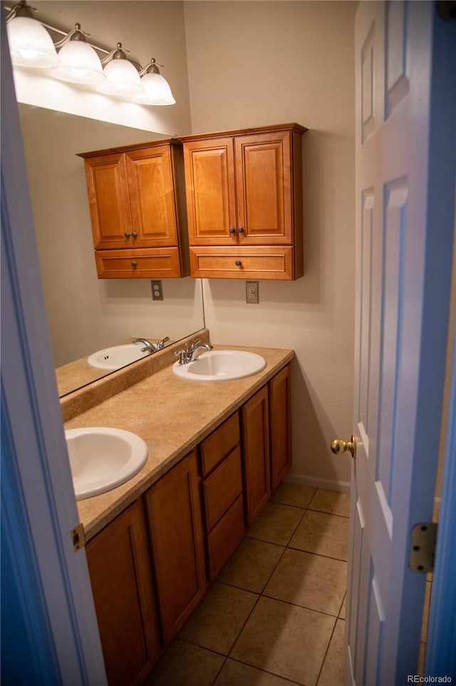 16180 E Geddes Ln Unit 14, Aurora, CO 80016 - bathroom with double vanity and tile patterned flooring