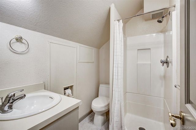 bathroom featuring lofted ceiling, vanity, toilet, and a shower with shower curtain