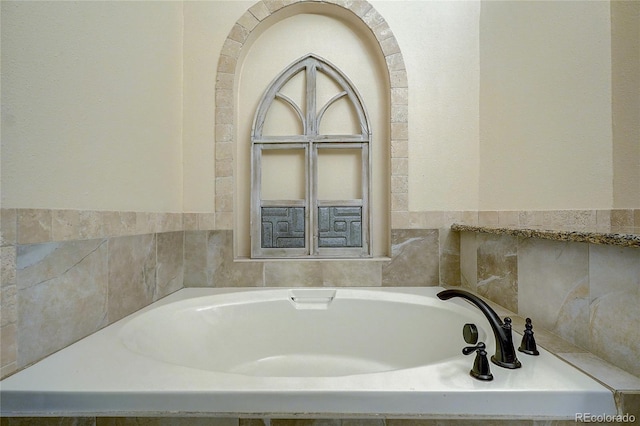 8754 Mesquite Row, Lone Tree, CO 80124 - full bathroom featuring a bath