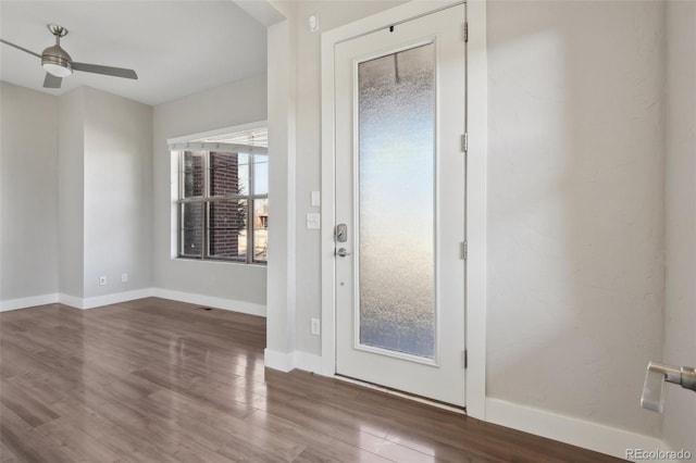 foyer featuring ceiling fan and hardwood / wood-style floors