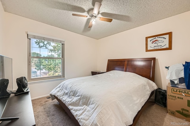 4049 S Nucla Way, Aurora, CO 80013 - bedroom with carpet, a textured ceiling, and ceiling fan