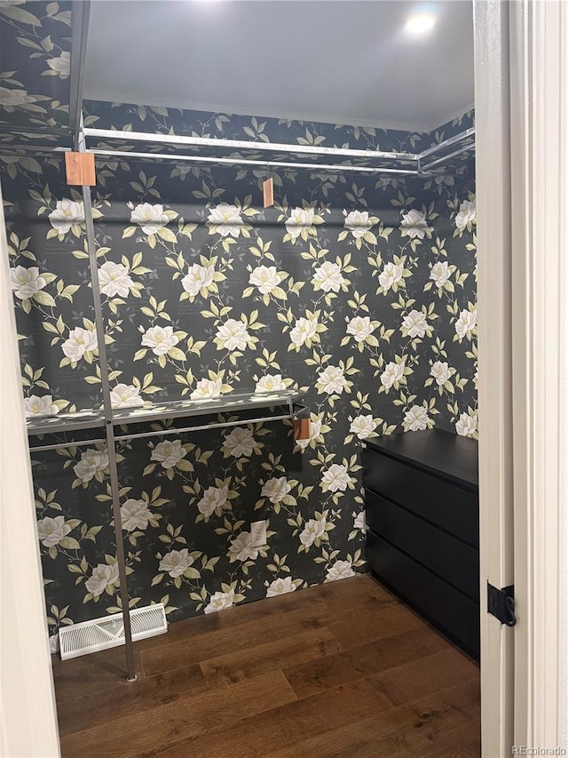 16796 E Union Ave, Aurora, CO 80015 - spacious closet featuring hardwood / wood-style flooring