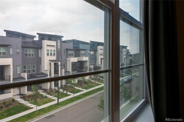 10018 E 62nd Ave, Denver, CO 80238 - view of balcony