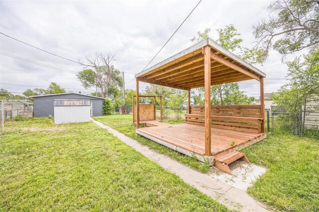 524 N 4th Ave, Sterling, CO 80751 - view of yard featuring a deck