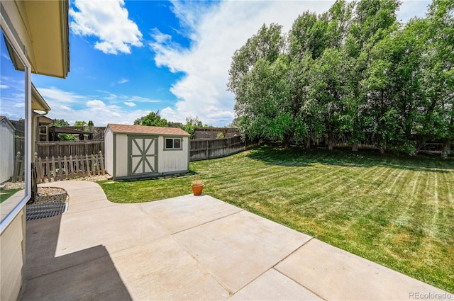 7242 Coral Ridge Dr, Colorado Springs, CO 80925 - photo 16