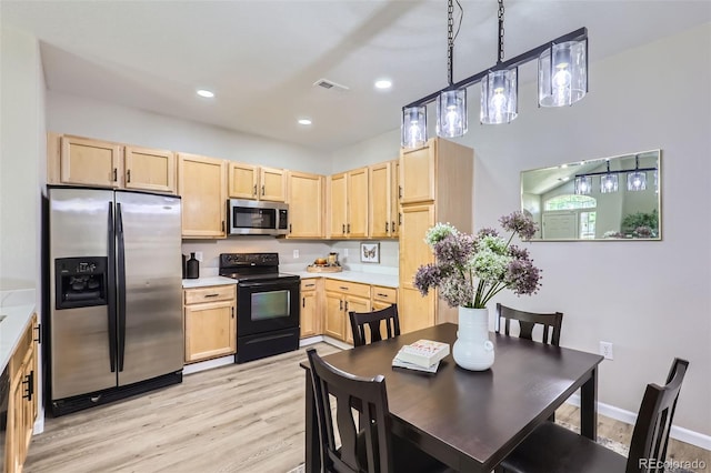 14400 Albrook Dr Unit 88, Denver, CO 80239 - photo 4