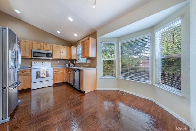 389 N 18th Ct, Brighton, CO 80601 - photo 10