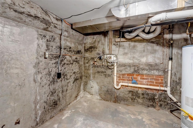 3151 N Elizabeth St, Denver, CO 80205 - unfinished basement featuring water heater