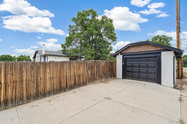 2800 N Fillmore St, Denver, CO 80205 - detached garage with driveway