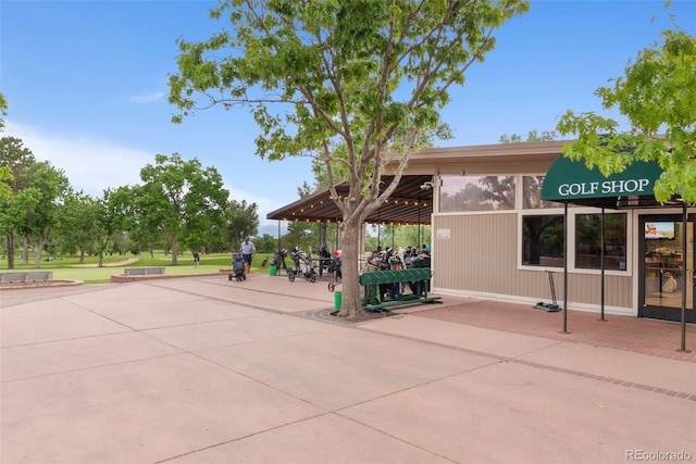 3806 S Dawson St, Aurora, CO 80014 - view of community with a patio area