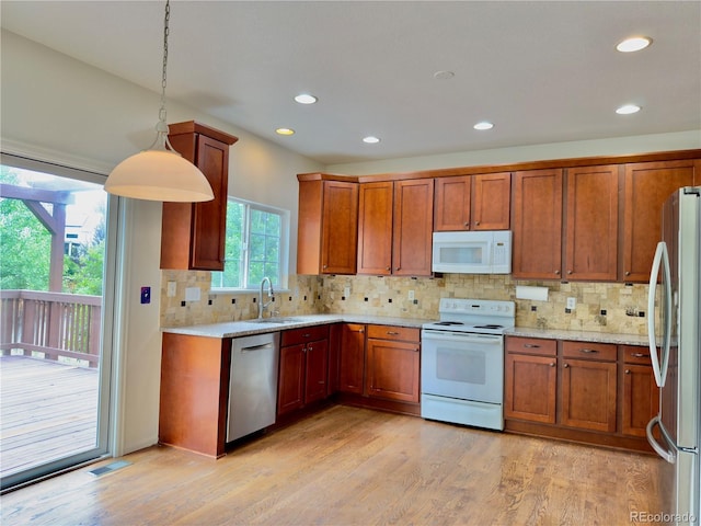 10337 Hunterwood Way, Highlands Ranch, CO 80130 - photo 3