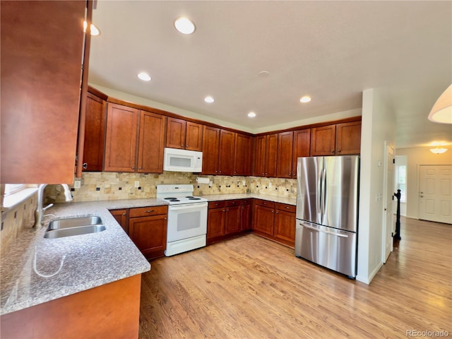 10337 Hunterwood Way, Highlands Ranch, CO 80130 - photo 6