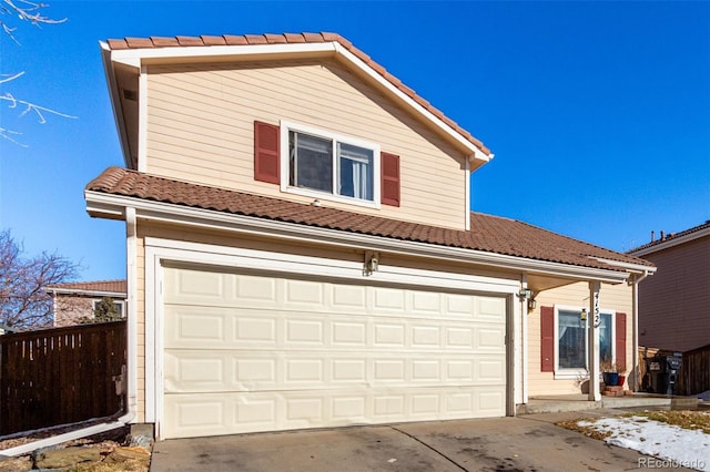 view of front facade with a garage