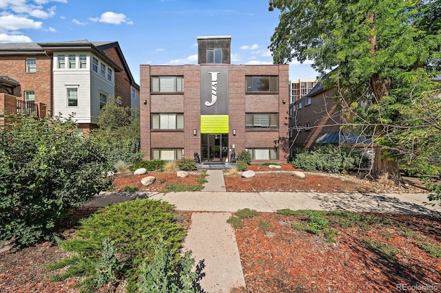1977 S Josephine St Unit 302, Denver, CO 80210 - photo 2