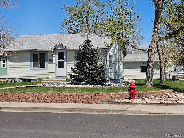 3798 S Grant St, Englewood, CO 80113 - ranch-style house with a chimney and a front yard