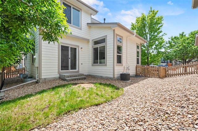 10681 Cherrybrook Cir, Highlands Ranch, CO 80126 - back of property with entry steps