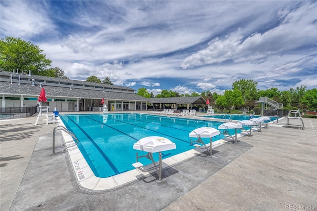10289 E Berry Dr, Greenwood Village, CO 80111 - community pool with a patio