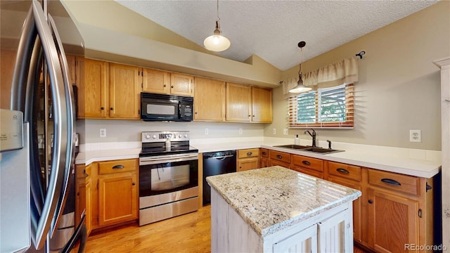507 S 9th St, Berthoud, CO 80513 - photo 6
