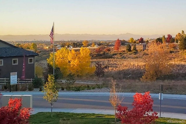 view of home's community featuring a mountain view