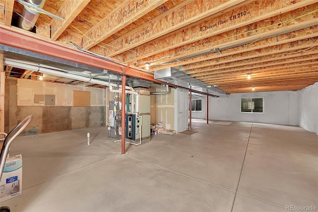 6696 S Quail Ct, Littleton, CO 80127 - unfinished below grade area featuring gas water heater and heating unit