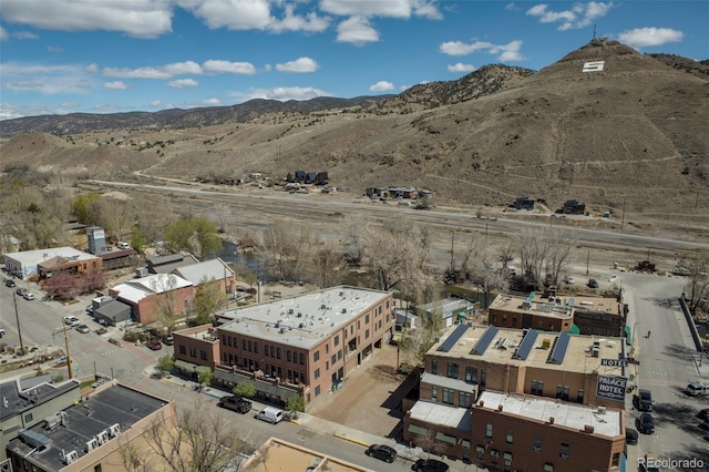 bird's eye view featuring a mountain view