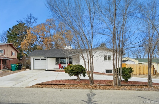 view of front facade featuring a garage