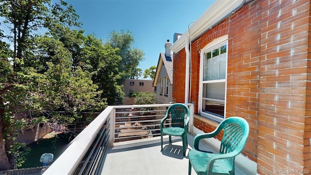126 S Clarkson St, Denver, CO 80209 - view of balcony