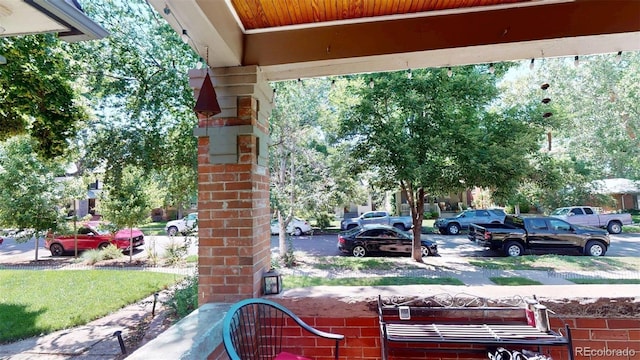 126 S Clarkson St, Denver, CO 80209 - view of yard