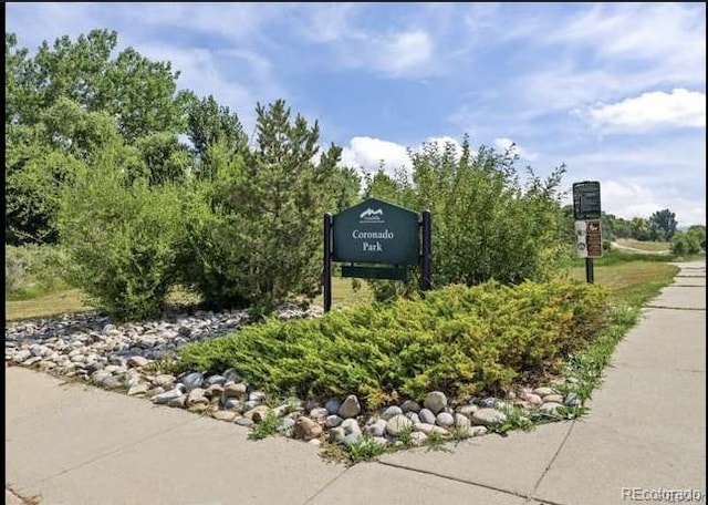 7636 S Allison Ct, Littleton, CO 80128 - exterior view