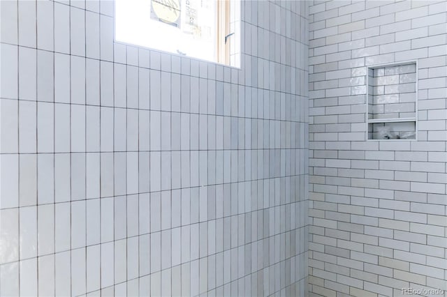 2035 Highlands Dr, Breckenridge, CO 80424 - bathroom with tiled shower