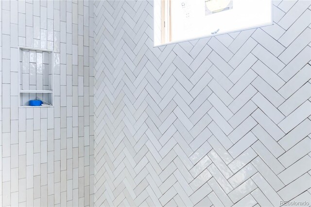 2035 Highlands Dr, Breckenridge, CO 80424 - full bath featuring a tile shower