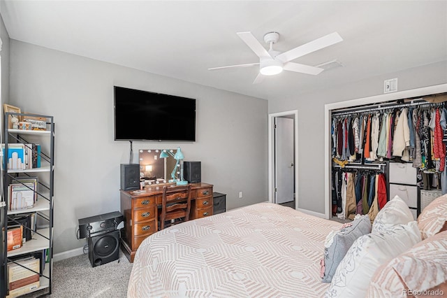 carpeted bedroom featuring baseboards, a ceiling fan, a closet, and visible vents