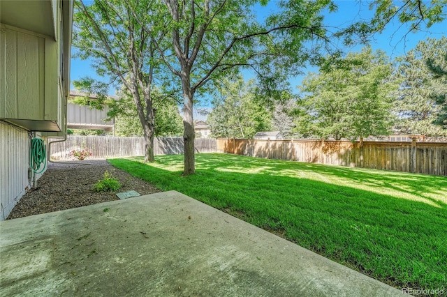5543 S Kenton Ct, Englewood, CO 80111 - fenced backyard with a patio