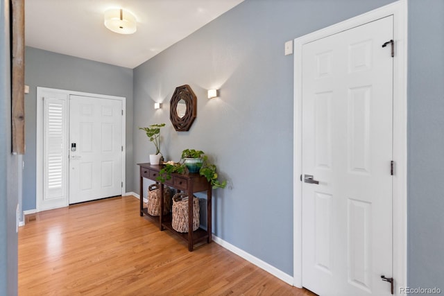 4515 W 107th Cir, Westminster, CO 80031 - foyer featuring light wood-style floors and baseboards