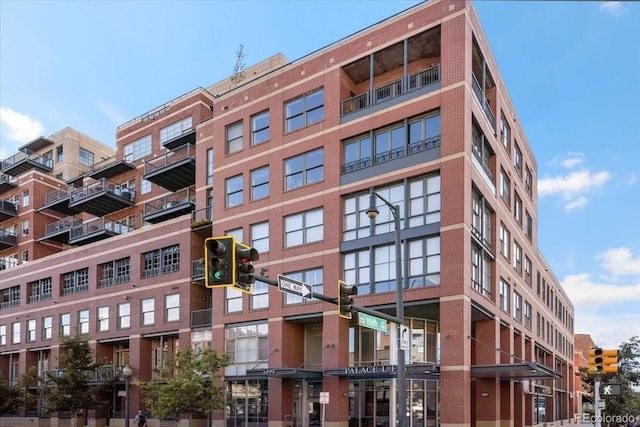 1499 Blake St Unit 3U, Denver, CO 80202 - view of apartment building / complex