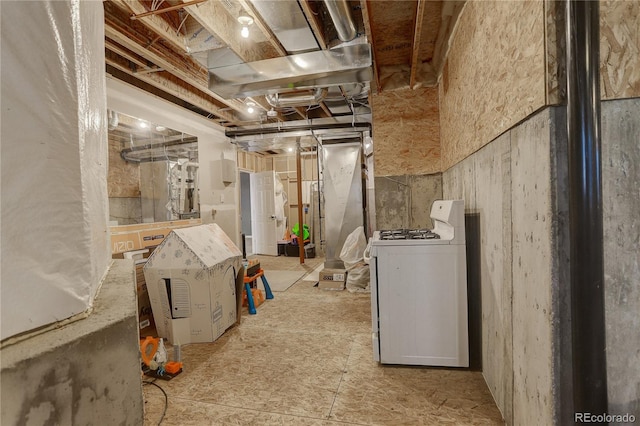 basement with washer / clothes dryer