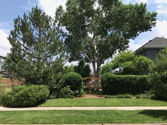 Listing photo 3 for 2238 Newton St, Denver CO 80211