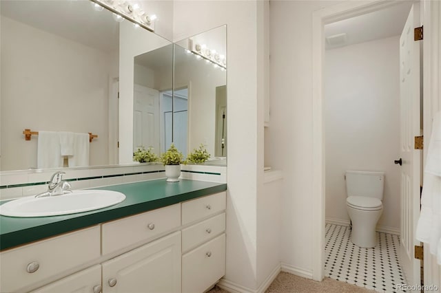 5530 Racquet Ln, Boulder, CO 80303 - full bathroom featuring vanity and toilet