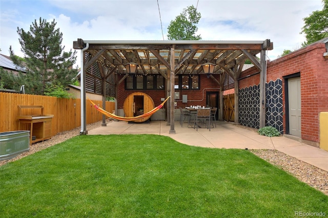 3237 N Josephine St, Denver, CO 80205 - fenced backyard with a patio